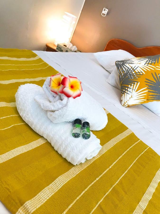 Hotel Oasis *
